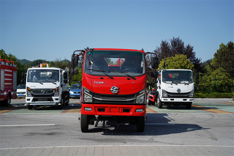 【汉成牌】东风华神1.5吨蓝牌供水车