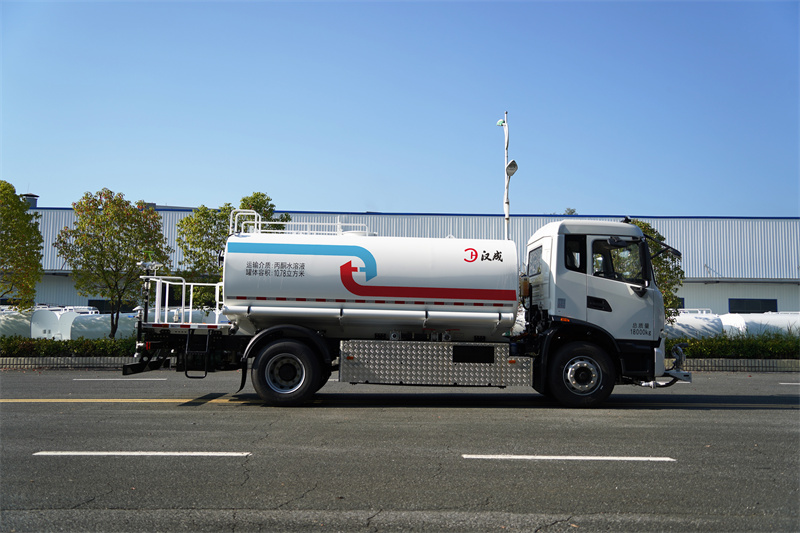 【东风牌】东风天锦KR洒水车 14方（纯电动）